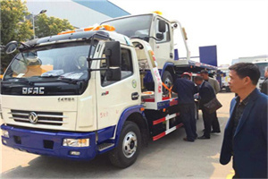 定海汽车道路救援拖车价格